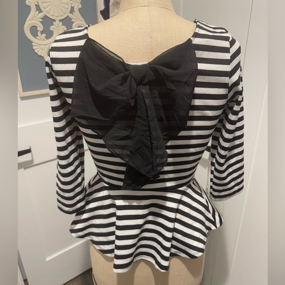 Women’s Charlotte Russe size large top - Picture 3 of 7